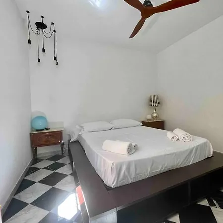 Appartement Quiet Luminous Flat Historical Center Fast Wi-fi